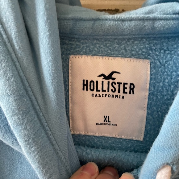 Hollister Hoodie - Picture 3 of 3